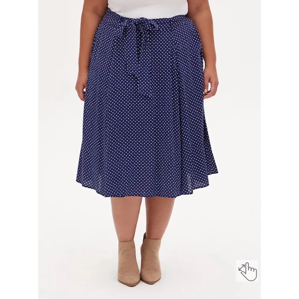 NWT TORRID Midi Challis Skirt - Ditsy Hearts Navy - Picture 2 of 6